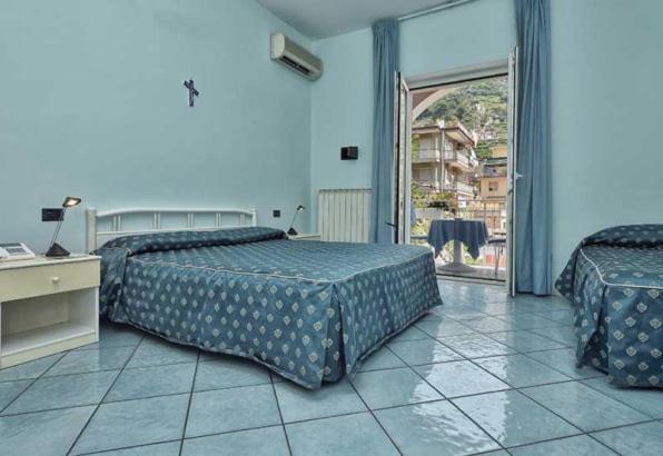 Maison Raphael 3* Minori